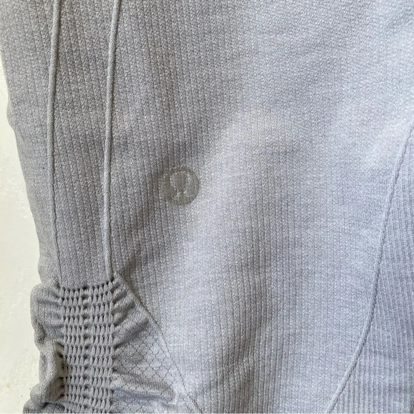 Lululemon x Taryn Toomey The Class Awakening Crop Ice Grey Leggings High Rise 4 - Picture 6 of 6